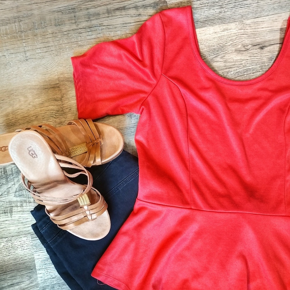 🌺 Eyelash Couture Coral Scoop Peplum Flair Top - Picture 5 of 8